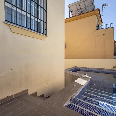 Holiday home Con Piscina A 10 Minutos De Granada