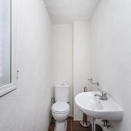 Con Piscina A 10 Minutos De Granada Holiday home