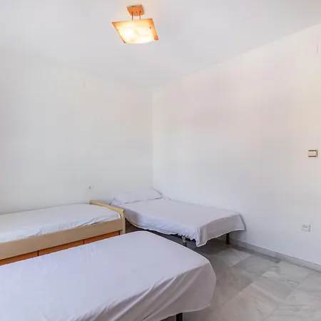 Con Piscina A 10 Minutos De Granada Holiday home Ogijares